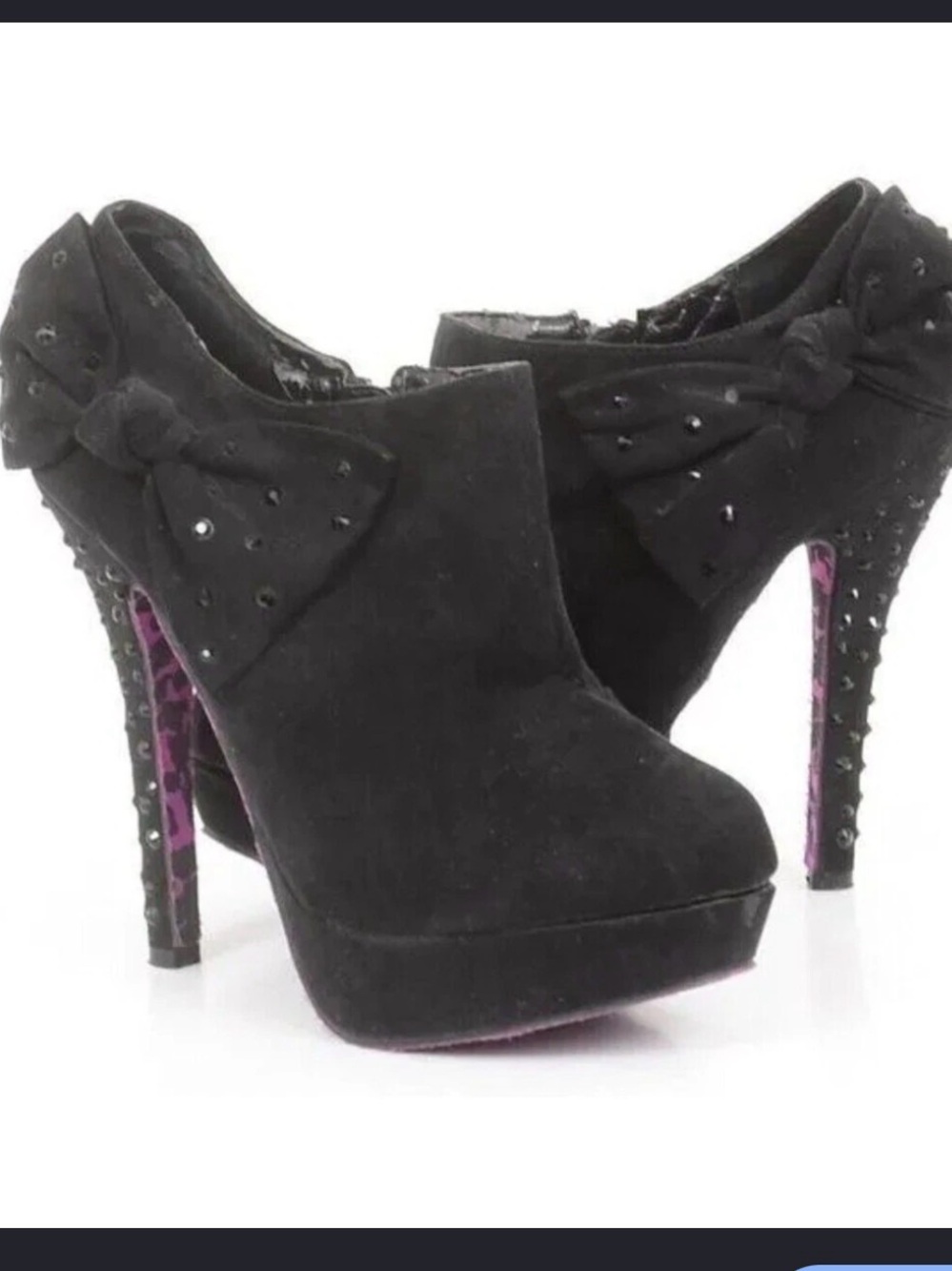 Betsyville Booties with rhinestones and bow